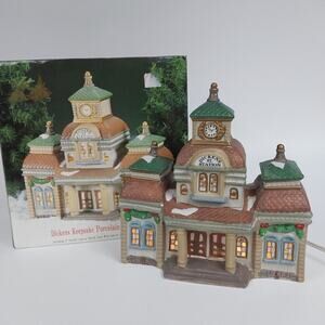 Dickens‎ St Station Keepsake 1993 Hand Painted Porcelain Lighted House In Box